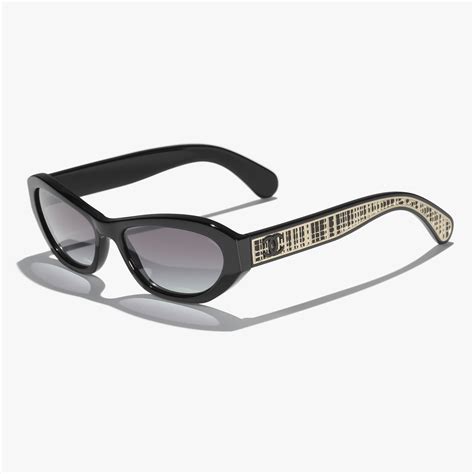 lentes negros chanel|chanel fan de sol.